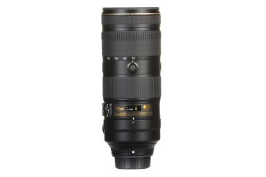 مقایسه نیکون AF-S Nikkor 70-200mm F2.8E FL ED VR با کانن EF-S 18-135mm F3.5-5.6 IS USM