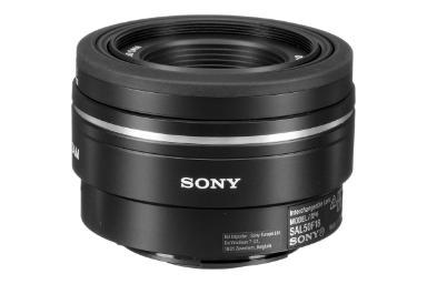 مقایسه سونی DT 50mm F1.8 SAM با سونی FE 85mm F1.8