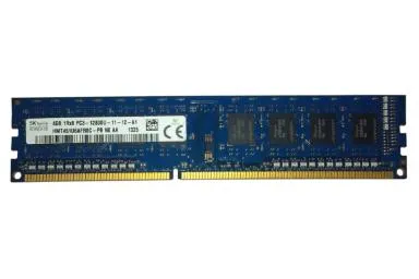 مقایسه کینگ مکس دسکتاپ ظرفیت 4 گیگابایت از نوع DDR3-1600 {request()->input('language_config')['common']['with']} اس کی هاینیکس HMT451U6AFR8C-PB ظرفیت 4 گیگابایت از نوع DDR3-1600