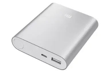 مقایسه شیائومی می پاور بانک NDY-02-AD با ظرفیت 10400 میلی‌آمپر ساعت با ایکس او PR111 با ظرفیت 20000 میلی‌آمپر ساعت
