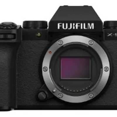 فوجی فیلم  X-S10
