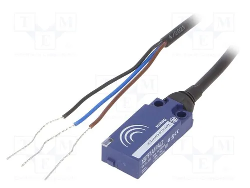 مقایسه حسگر مجاورتی اشنایدر الکتریک XS7F1A1PAL2 با سنسور مجاورتی القایی Schneider Electric XS8E1A1PAL10، استوانه‌ای M8، فاصله تشخیص 4 میلی‌متر، خروجی PNP، 10-30 ولت DC