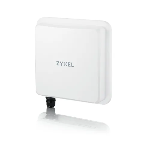 عکس روتر فضای باز 5G Zyxel NR7101