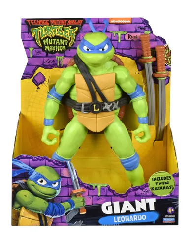 مقایسه فیگور کلکسیونی Vip Pets IMC Toys 715813 با فیگور غول‌پیکر لئوناردو (فیلم لاک‌پشت‌های نینجا)