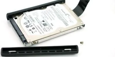 مقایسه هارد دیسک داخلی CoreParts IB320002I131X با هارد دیسک اینترنال لنوو 7XB7A00066