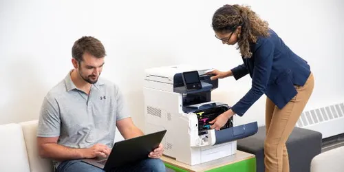 مقایسه کیت نگهداری KYOCERA MK-8335E با مجموعه کروترون شارژ سری 500 زیراکس کالر برای مشکی CRU
