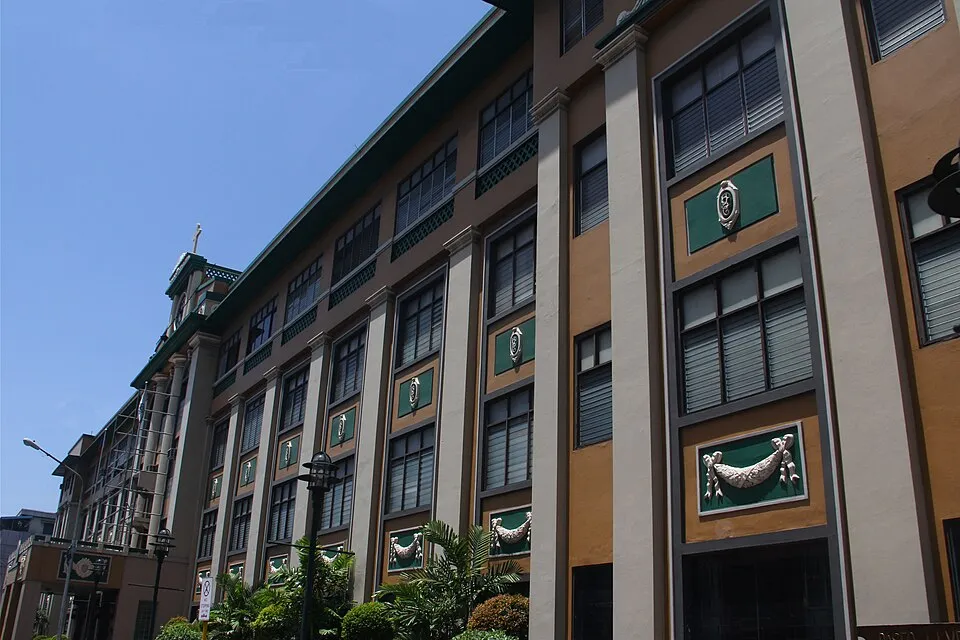 جامعة سان كارلوس
