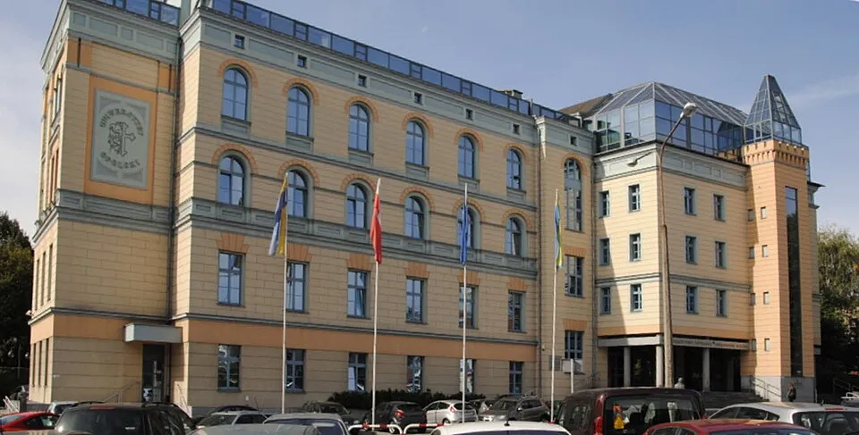 Opole Üniversitesi
