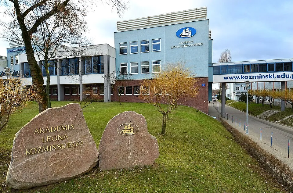 Kozminski Üniversitesi