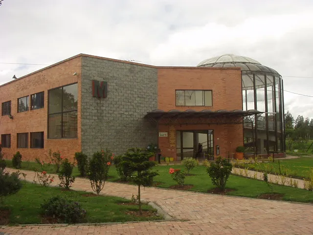 جامعة العلوم التطبيقية والبيئية