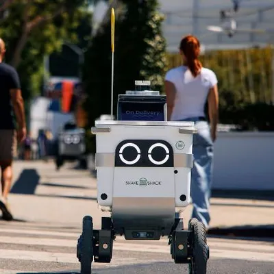 Serve Robotics با جذب ۸۰ میلیون دلار به توسعه ربات‌های تحویل پیاده‌روی خود ادامه می‌دهد